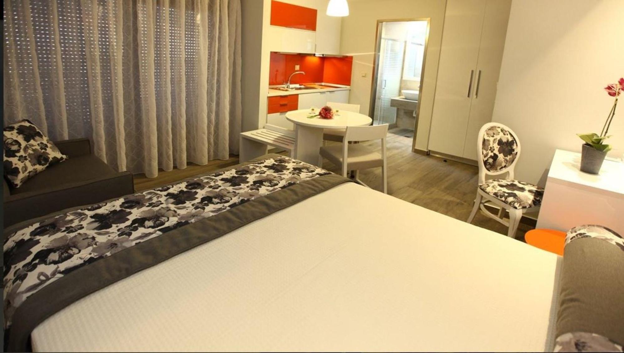 Mary'S Luxury Apartamento Chrysi Ammoudia Exterior foto