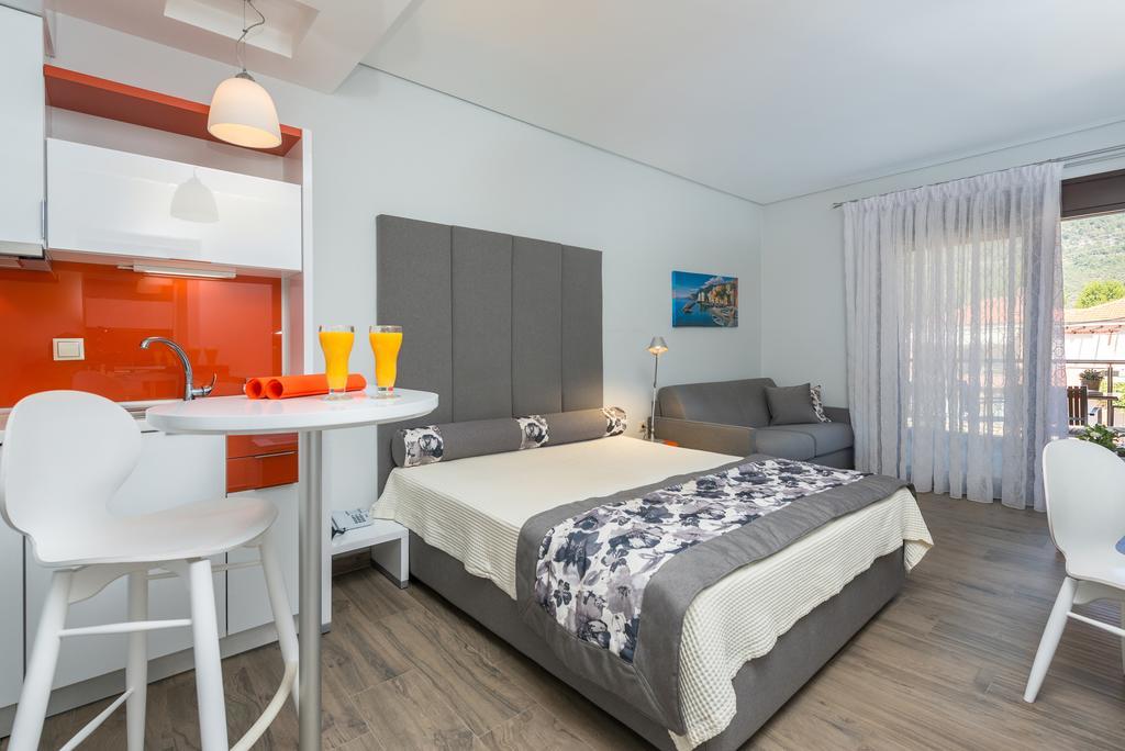 Mary'S Luxury Apartamento Chrysi Ammoudia Exterior foto